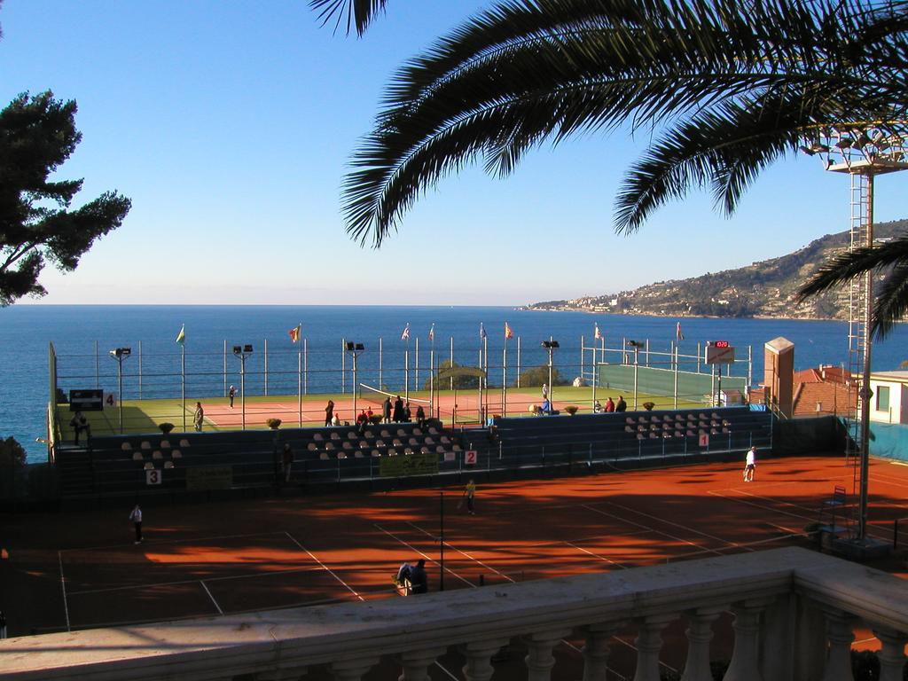 Villa Emma Ospedaletti Bagian luar foto